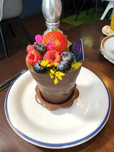 อาหาร หรือ เครื่องดื่ม