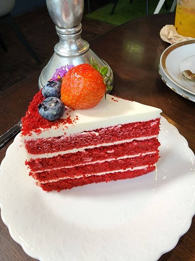 อาหาร หรือ เครื่องดื่ม