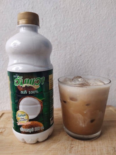 กาแฟกะทิเย็น