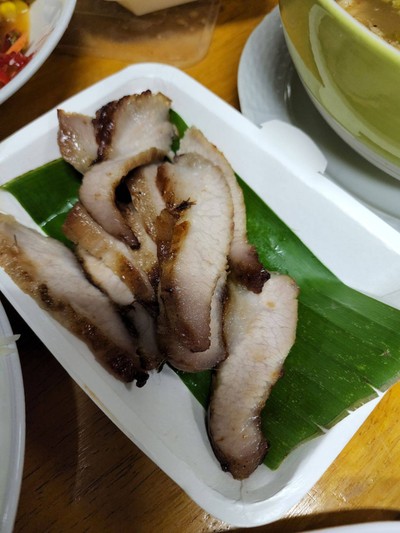 อาหาร หรือ เครื่องดื่ม