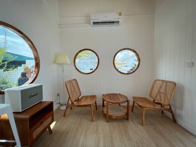 Marrone cafe & Garden Bar