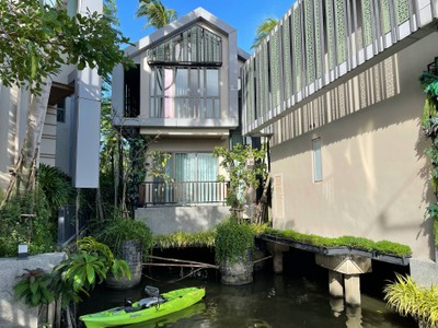 บริเวณโดยรอบ