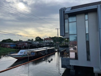 วิวนอกห้อง