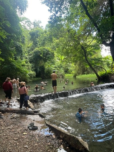 โป่งน้ำร้อนไทรงาม