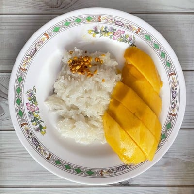 ศ.ศศิมา ข้าวเหนียวมะม่วง