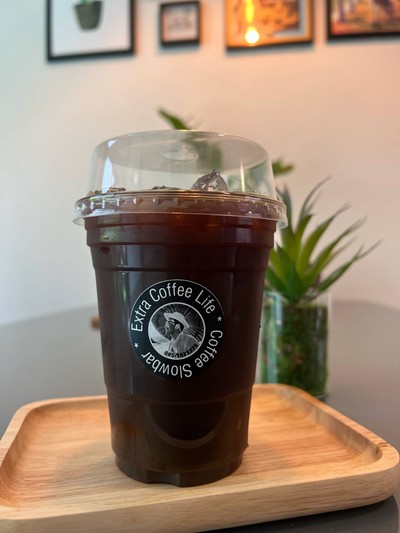 อเมริกาโน่ เย็น  กาแฟ ไทย สองขั่ว เบลนด์ โรบัสต้าชุมพร อาราบิก้าปางขอน