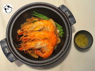 กุ้งลายเสืออบวุ้นเส้น