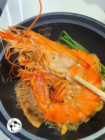 กุ้งลายเสืออบวุ้นเส้น