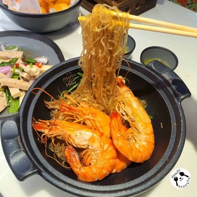 กุ้งลายเสืออบวุ้นเส้น