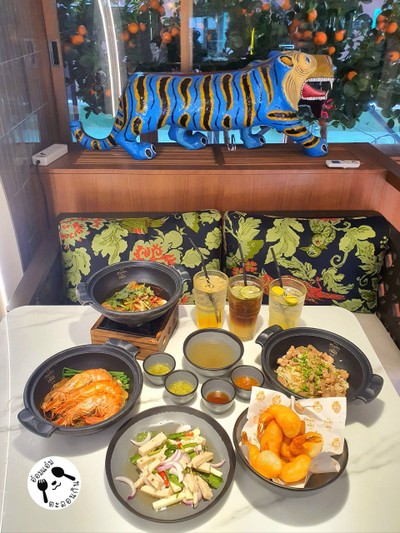 อาหาร หรือ เครื่องดื่ม