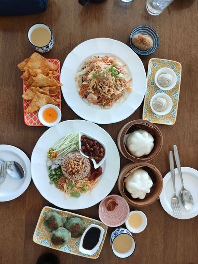 ข้าวคลุกกะปิ