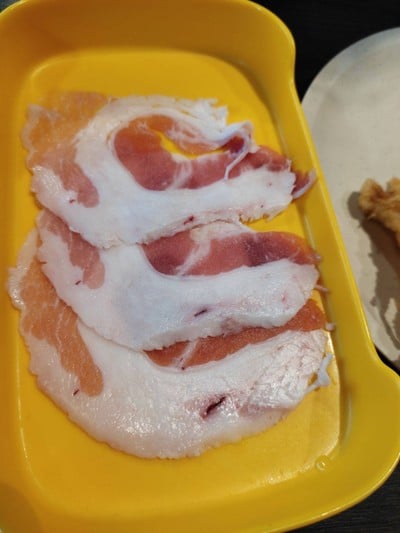 หมูสามชั้น