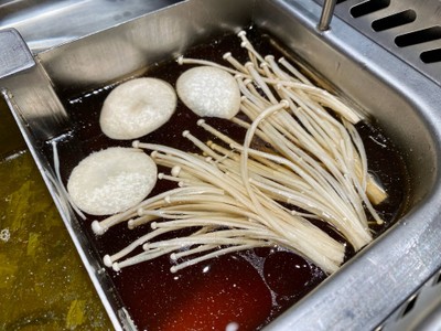 หม้อไฟน้ำซุปเห็ด