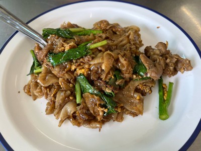 ผัดซีอิ้วหมู