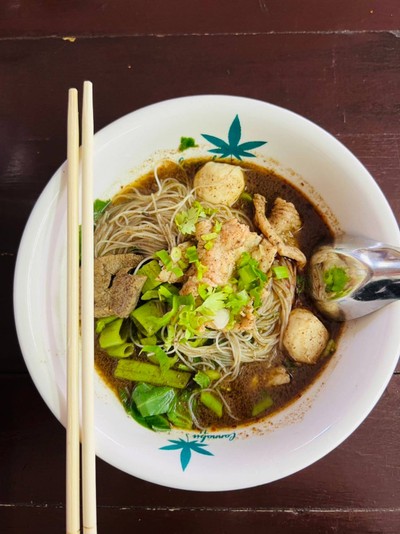 8 ชั่วโมงใน อยุธยา