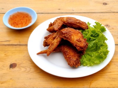 ปีกไก่ทอด