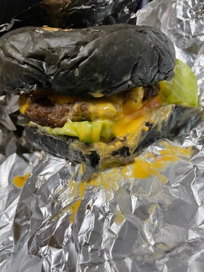 The Lava Cheesy Burger Beef.(L)