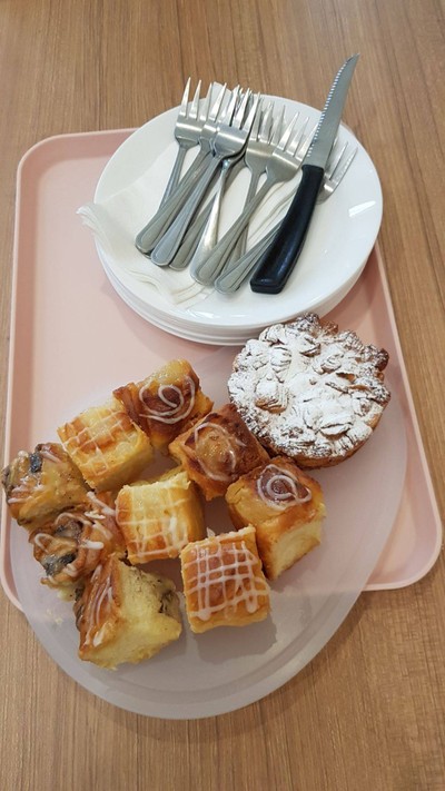 Stikky Buns ครบรส
