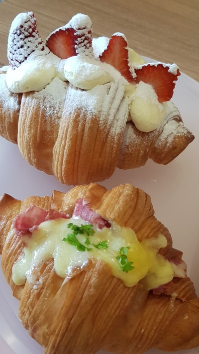 HAM & CHEESE CROISSANT