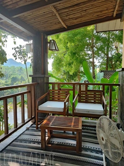 โฮมพุเตยรีสอร์ท