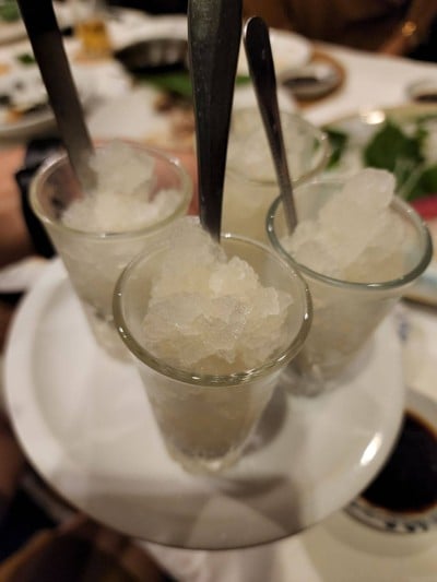 อาหาร หรือ เครื่องดื่ม