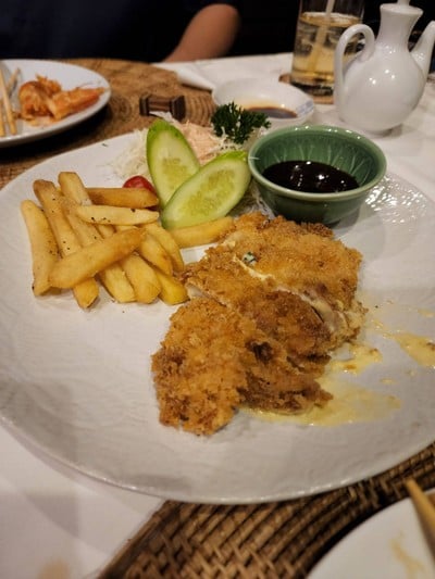 อาหาร หรือ เครื่องดื่ม