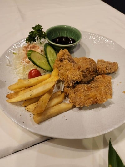 อาหาร หรือ เครื่องดื่ม