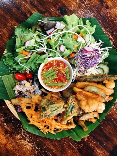 กินผัก  Kinphak  (Cmu Vegan) กินผัก สันติธรรม