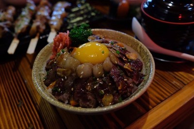 อาหาร หรือ เครื่องดื่ม