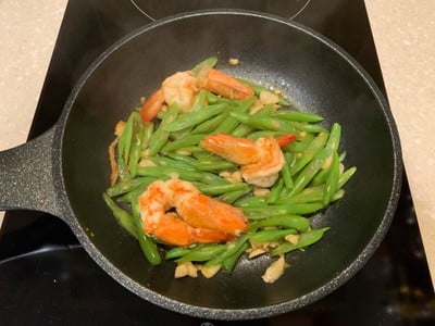 ถั่วแขกผัดกุ้ง