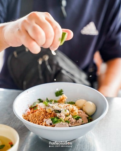 บะหมี่แห้ง