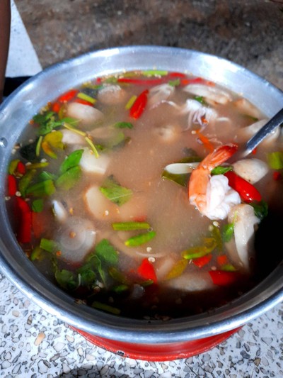 ต้มยำทะเลน้ำใส