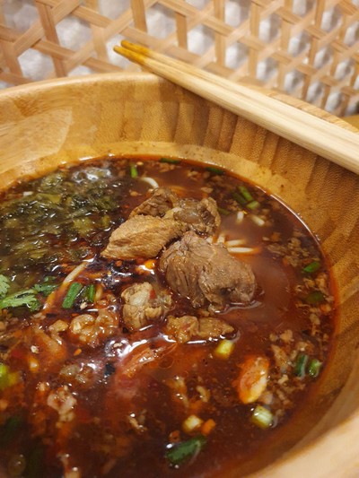 เส้นหมี่เนื้อวัว