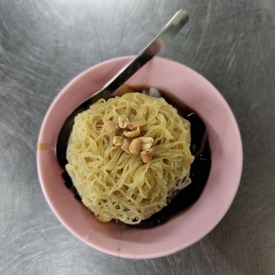 โบ๊ยเกี๊ยบะหมี่เย็น