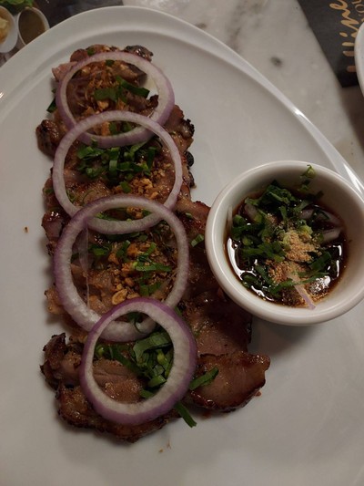 หมูย่างจิ้มแจ่ว