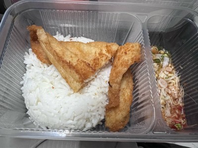 ข้าวสเต็กปลาลุยสวน
