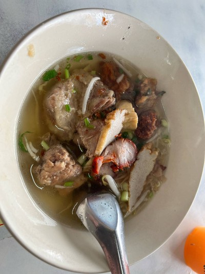 โล่งโต้ง