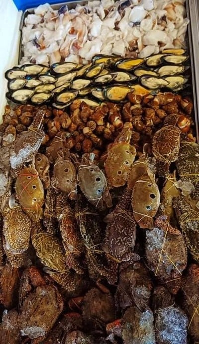 อาหาร หรือ เครื่องดื่ม