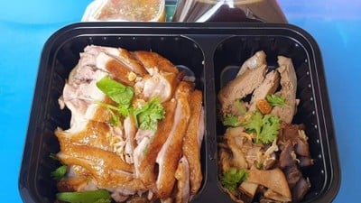 เป็ดพะโล้ตลาดสำเหร่(ตากสิน19)