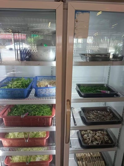 อาหาร หรือ เครื่องดื่ม