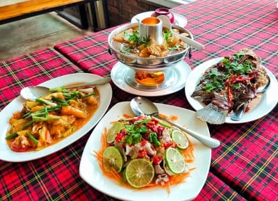 เมนูของร้าน ร้านอาหารมาเด้อ ณ ชัยพร