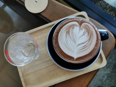 อาหาร หรือ เครื่องดื่ม