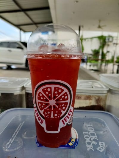 อาหาร หรือ เครื่องดื่ม