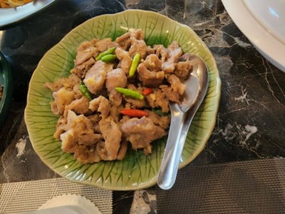 ผัดหมูคั่วเคย