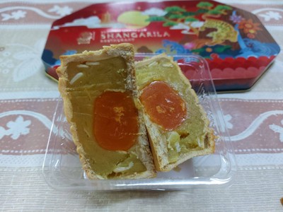 ขนมไหว้พระจันทร์ทุเรียนไข่เดี่ยว