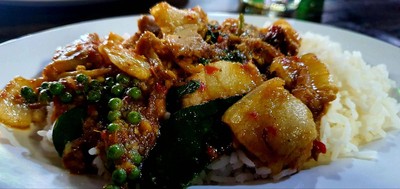 ผัดเผ็ดหมูป่า
