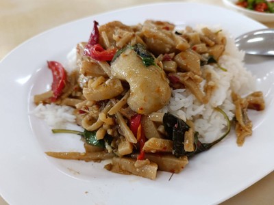ข้าวราดแกง