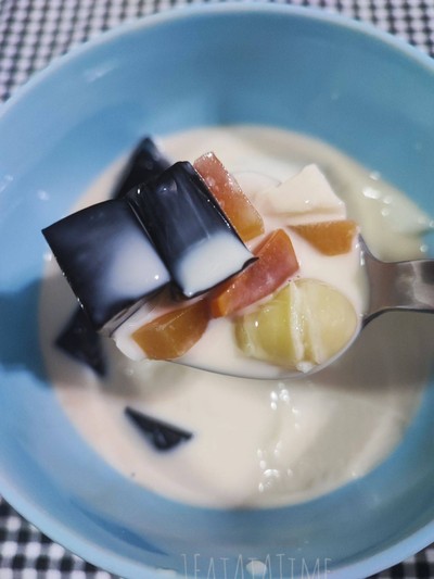 เต้าหู้ผสมเฉาก๊วย