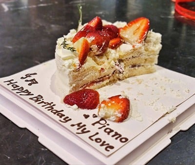 Strawberry Shot Cake 1p.