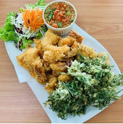 ร้านอาหารบ้านทะเล แหลมผักเบี้ย แหลมผักเบี้ย